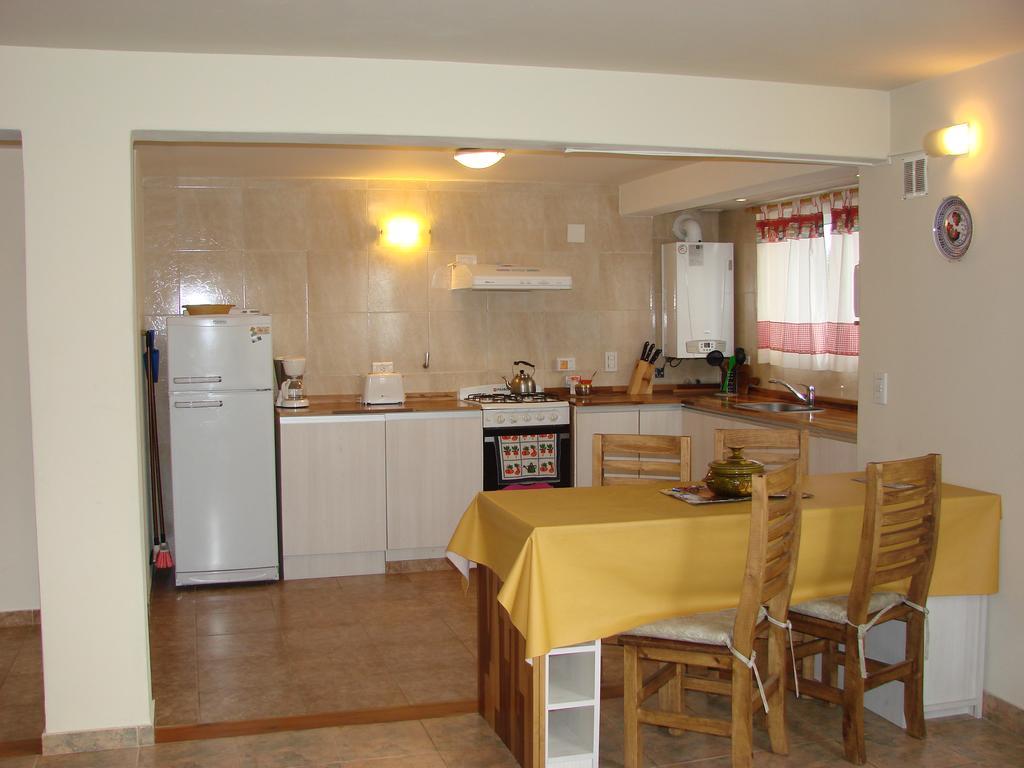 Appartamento Madiya Departamentos San Carlos de Bariloche Esterno foto